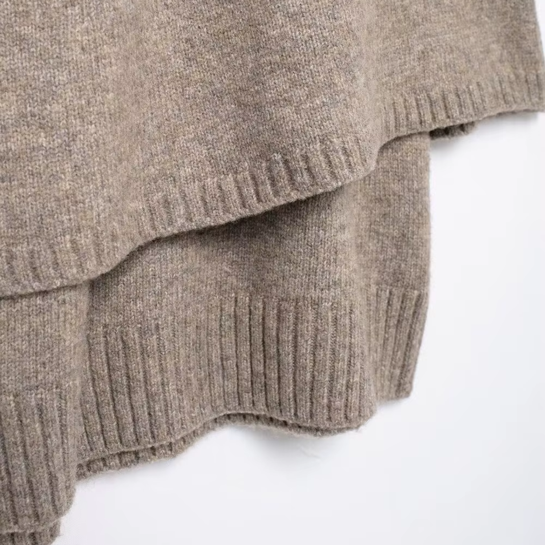 Trendy knitted poncho