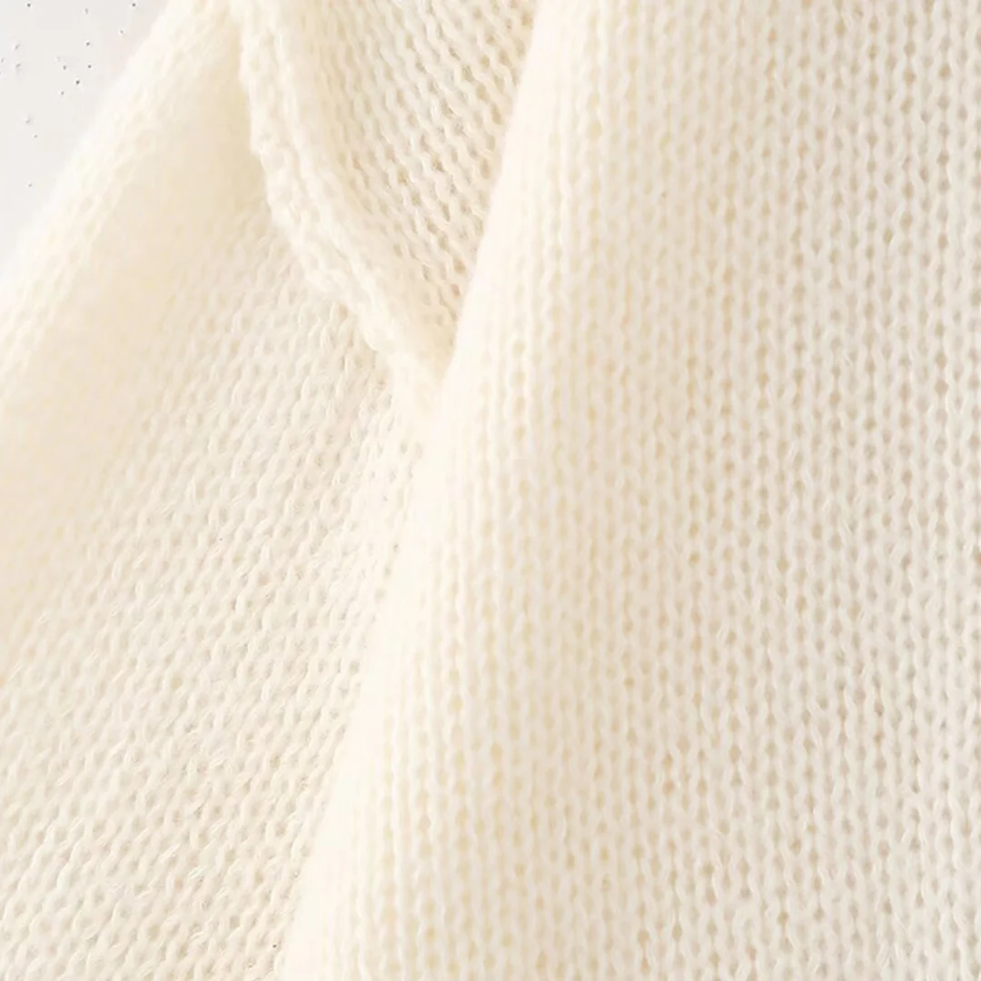 Modischer Strick-Cardigan mit stilvollen Goldakzenten in beige