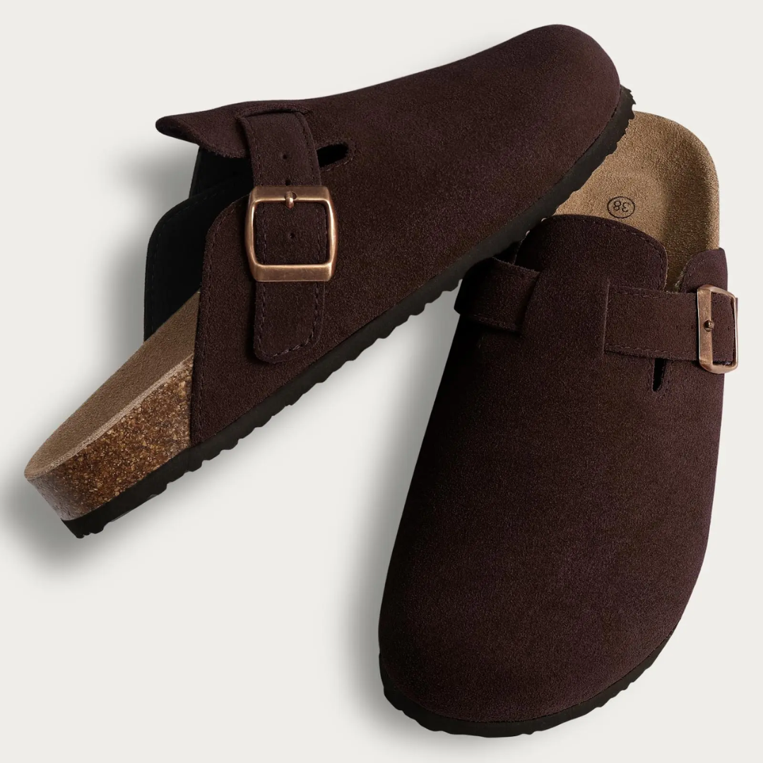 Suede Clogs in braun